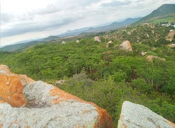 tanzania/western-zone/landmark/igeleke-open-stone-cave-paintings
