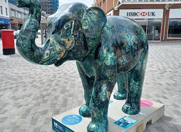 united-kingdom/southend-on-sea/attraction/wayfinding-stone-2