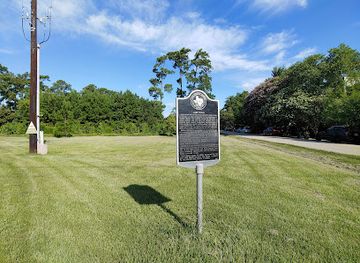 texas/houston/landmark/camp-logan-historical-marker