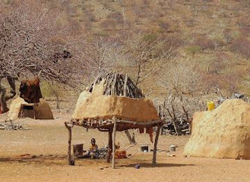 angola/namibe-desert/landmark/epupa-falls