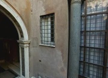 vatican-city/vatican-necropolis/landmark/piazza-dell-oro-1