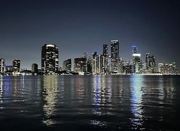 florida/miami/landmark/rickenbacker-causeway