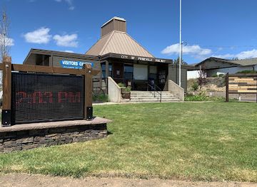 oregon/crook-county/landmark/prineville-crook-county-chamber-of-commerce-visitor-center