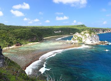 northern-mariana-islands/ladder-beach/landmark/bird-island-observatory