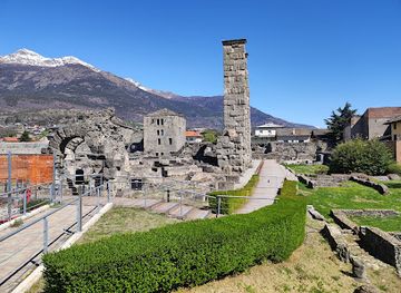 italy/aosta-valley/landmark/mura-di-aosta