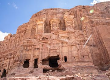 jordan/petra/landmark/corinthian-tomb