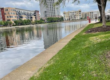 texas/irving/landmark/mandalay-canal