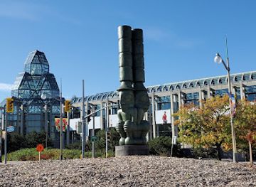 canada/central-canada/landmark/former-geological-survey-of-canada-building