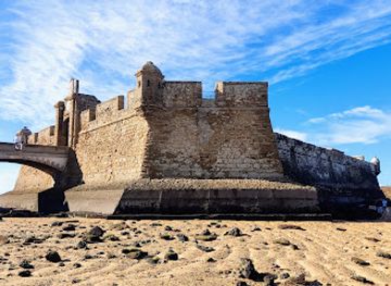 spain/cadiz/landmark/castillo-de-san-sebastian