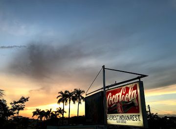 belize/coastal-plains/landmark/everest-nepalese-and-indian-restaurant