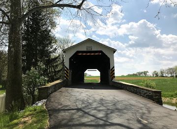 pennsylvania/dutch-country/landmark/erb-s-mill-covered-bridge