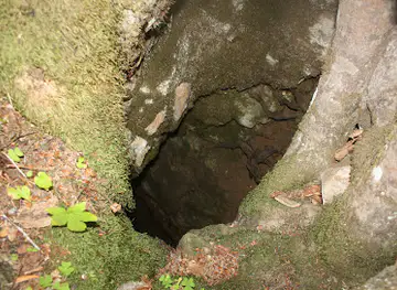 Tekenter well