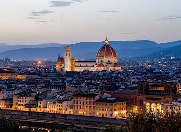 italy/san-gimignano/landmark/piazzale-michelangelo