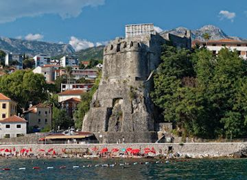 montenegro/herceg-novi/landmark/forte-mare-fortress