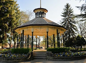 australia/central-west/landmark/machattie-park