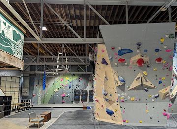 kansas/lawrence/landmark/climb-lawrence