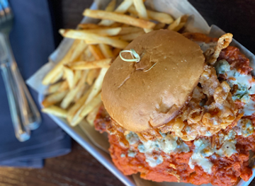 michigan/lansing/landmark/jolly-pumpkin-cafe-brewery