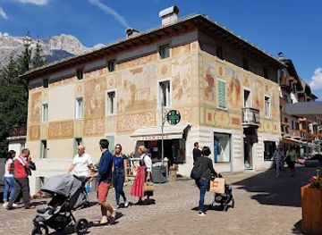 italy/cortina-d-ampezzo/landmark/dolom-eats-all-aquila