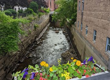 maine/bangor/landmark/kenduskeag-stream-trail