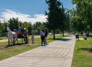 argentina/western-argentina/landmark/paseo-av-antartida-argentina