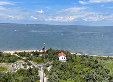 new-york/fire-island/landmark/fire-island-lighthouse