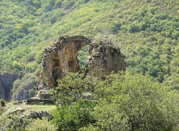 armenia/aragatsotn/landmark/devil-s-bridge