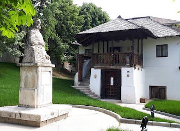 romania/ramnicu-valcea/landmark/anton-pann-memorial-house