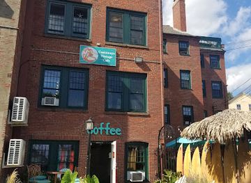 massachusetts/gloucester/landmark/castaways-vintage-cafe