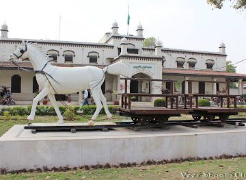 pakistan/punjab/landmark/lyallpur-museum-faisalabad
