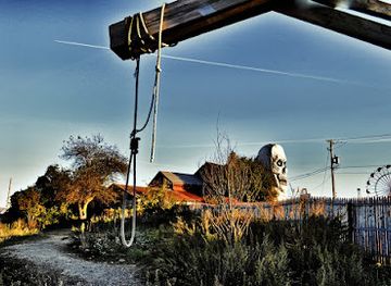 delaware/blackbird-state-forest/landmark/frightland