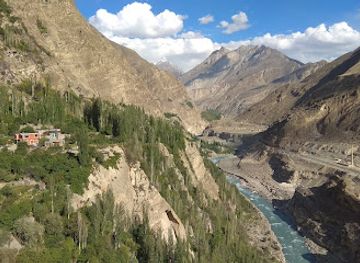 pakistan/gilgit-baltistan/landmark/altit-fort