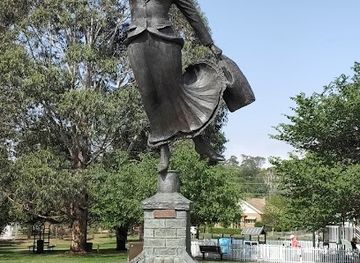 australia/central-highlands/landmark/glebe-park