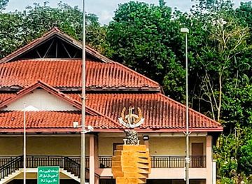 brunei/bandar-seri-begawan/kampong-ayer/landmark/tugu-air-pancur-pggmb