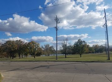 kansas/salina/landmark/lakewood-discovery-center