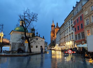 poland/krakow/stare-miasto-old-town/landmark/bonerowska-house