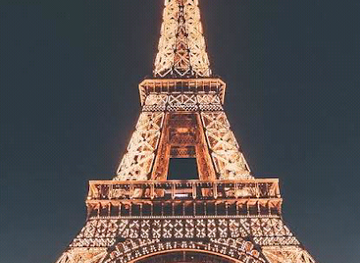 france/paris/landmark/beautiful-place-for-eiffel-tower-photography
