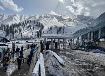 india/gulmarg/landmark/apharwat