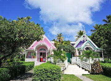 saint-vincent-and-the-grenadines/mustique/landmark/pink-house-mustique