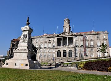 portugal/beira-alta/landmark/bolsa-palace