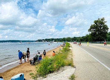 wisconsin/lake-geneva/landmark/big-foot-beach-state-park