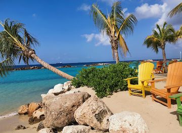 curacao/mambo-beach/landmark/madero-ocean-club