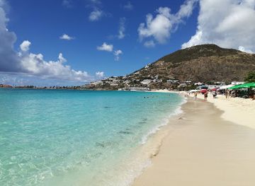 sint-maarten/great-bay/landmark/layback-beach-bar-grill