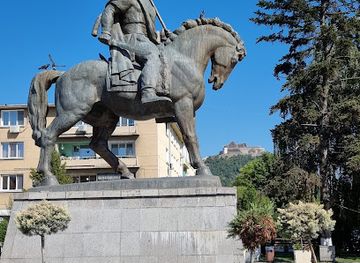 romania/deva/landmark/statue-of-decebal