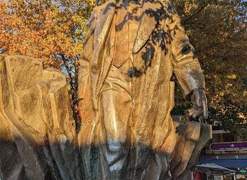 washington/redmond/landmark/statue-of-lenin