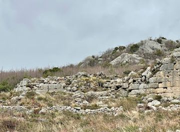 albania/tirana/landmark/illyrian-castle