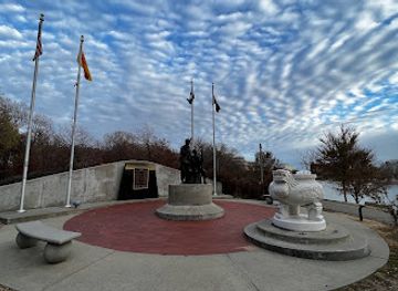 kansas/wichita/landmark/veterans-memorial-park