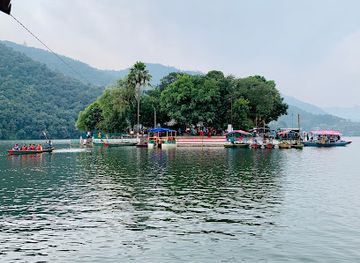 nepal/mid-hills/landmark/tal-barahi-temple-pokhara