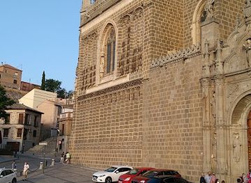 spain/toledo/casco-historico/landmark/plaza-san-juan-de-los-reyes