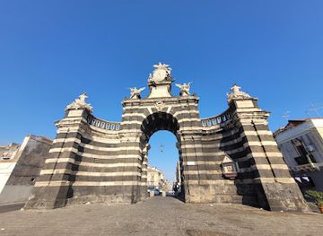 italy/catania/landmark/porta-garibaldi