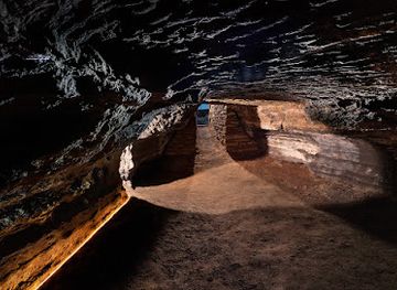 iceland/westman-islands/landmark/caves-of-hella